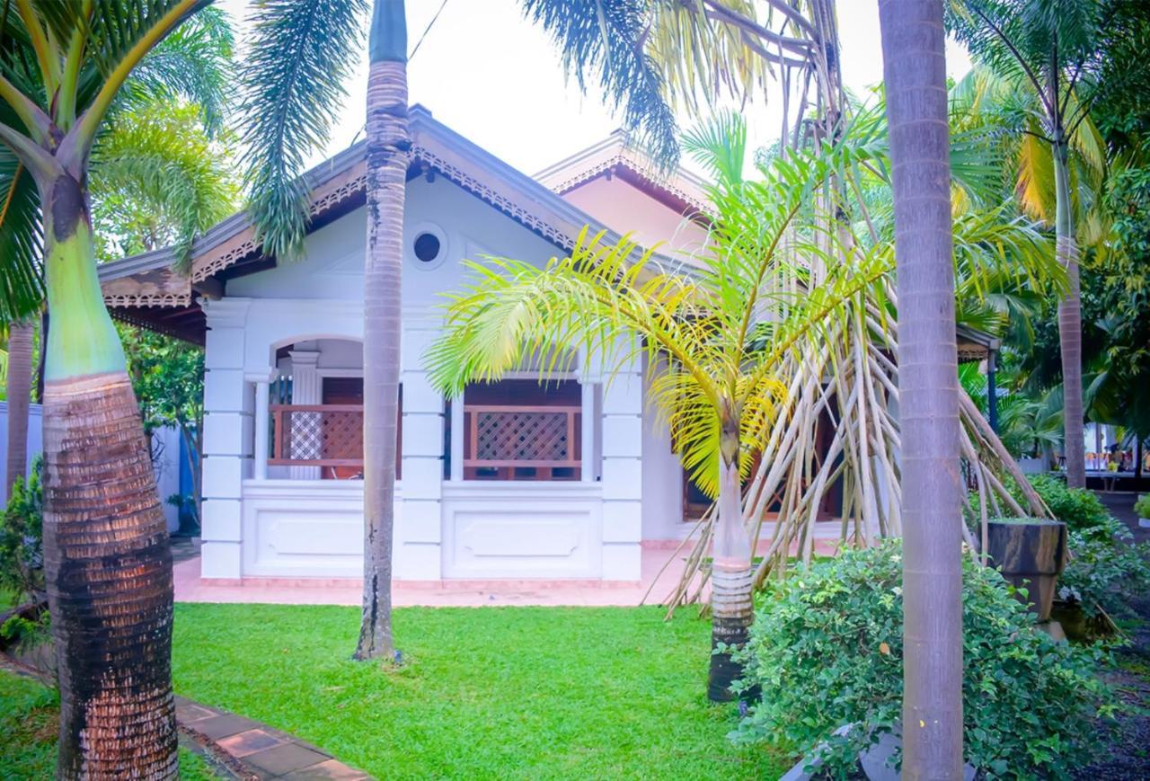 Albergue Tamarind Moon Dikwella Sur Exterior foto